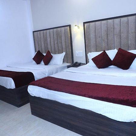 The Divine Oak Hotel Katra  Exterior photo