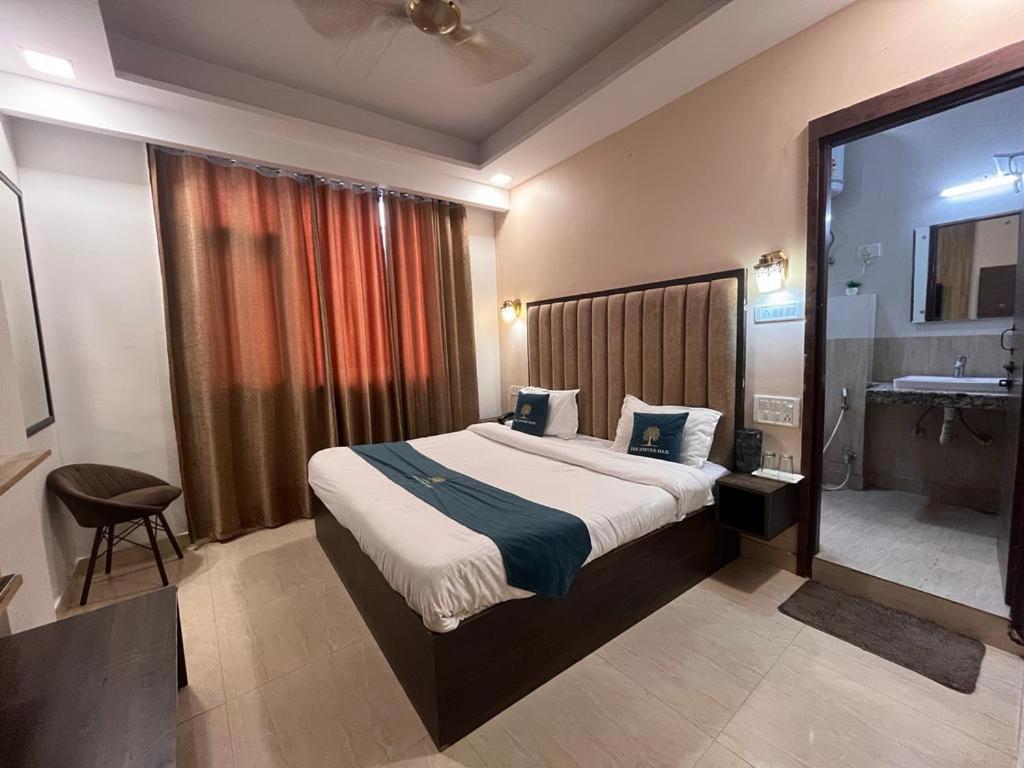 The Divine Oak Hotel Katra  Exterior photo